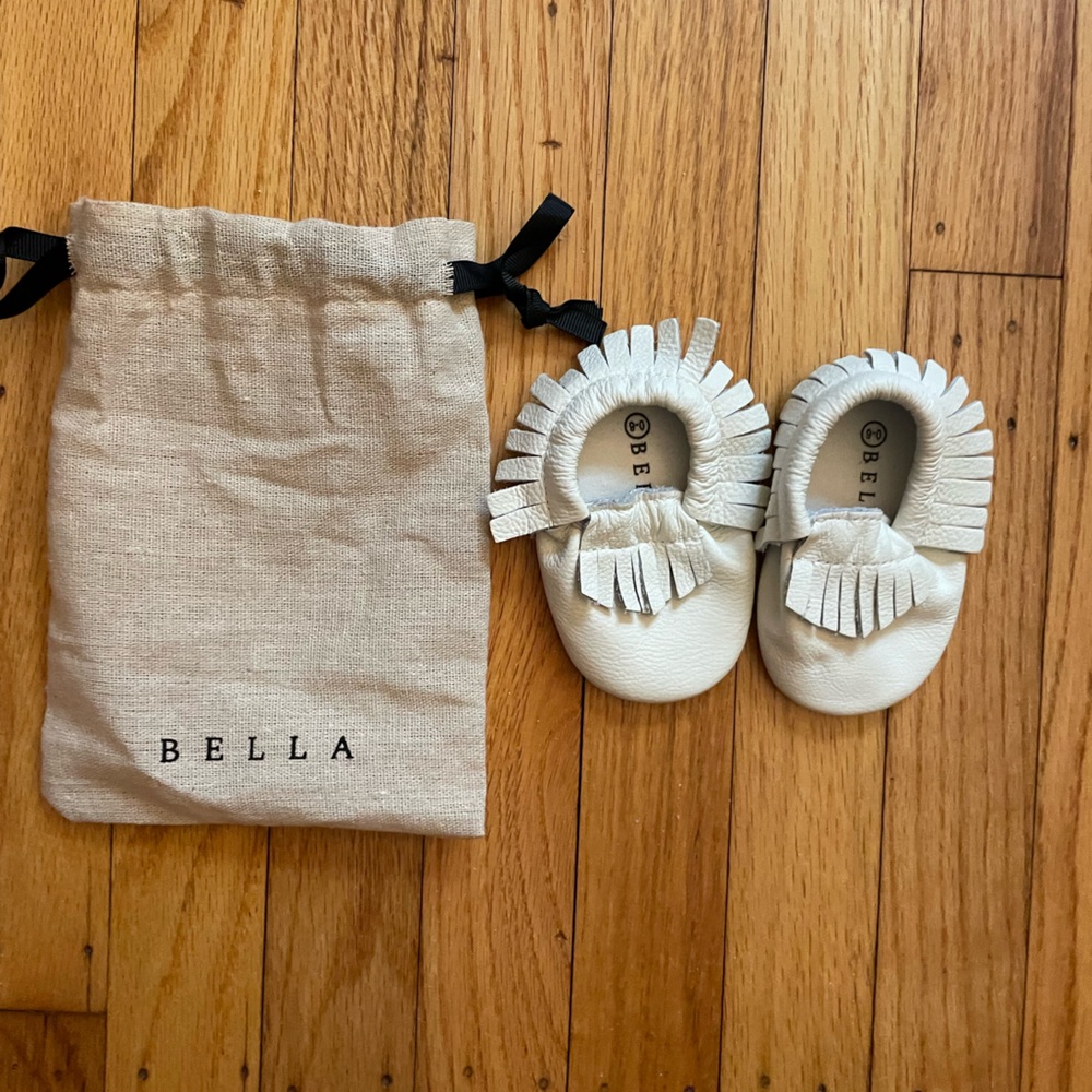 Bella Baby Ivory Leather Fringe Moccasins